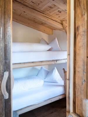 Zirbenchalet_Zimmer_Kinder_Sommer_Rosenhof | © Photoegger